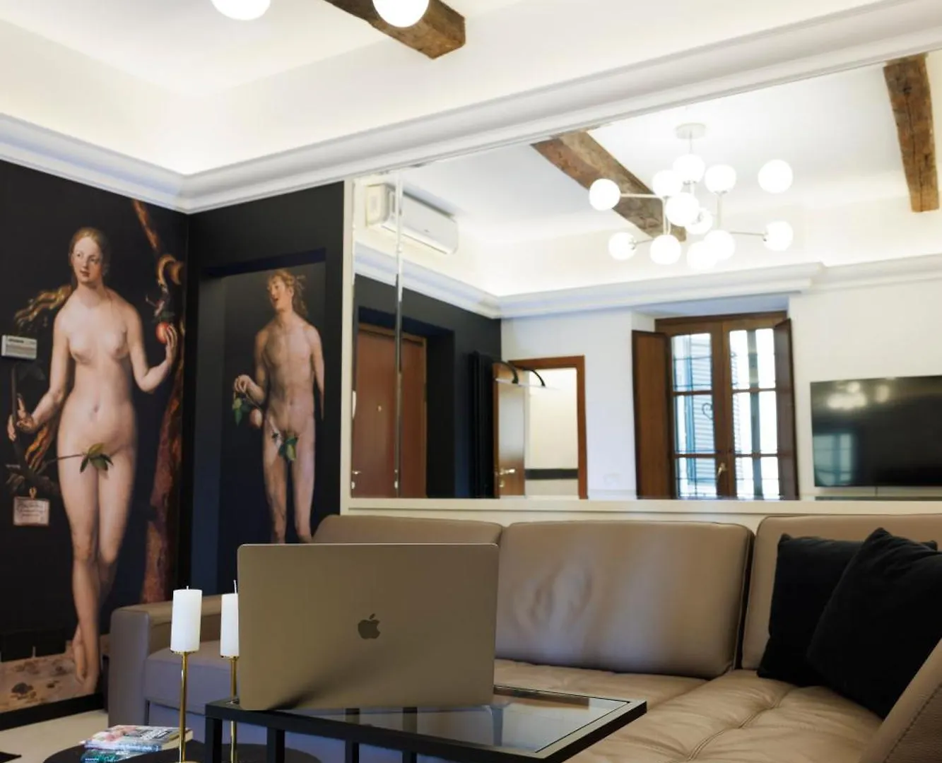 Adam And Eve Florence Apartment