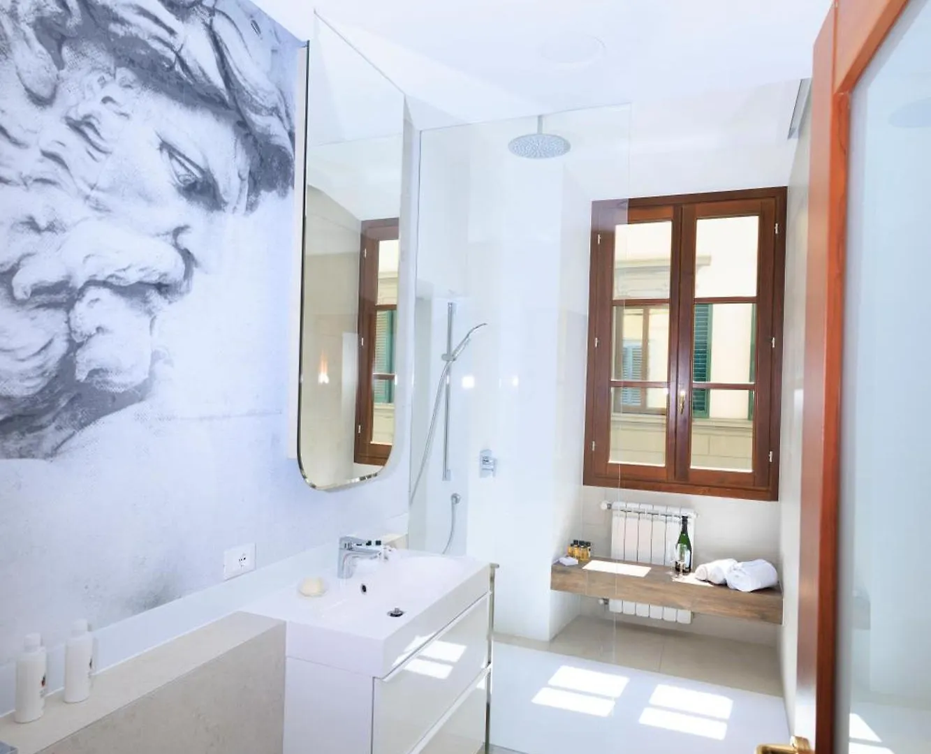 Adam And Eve Florence Apartment